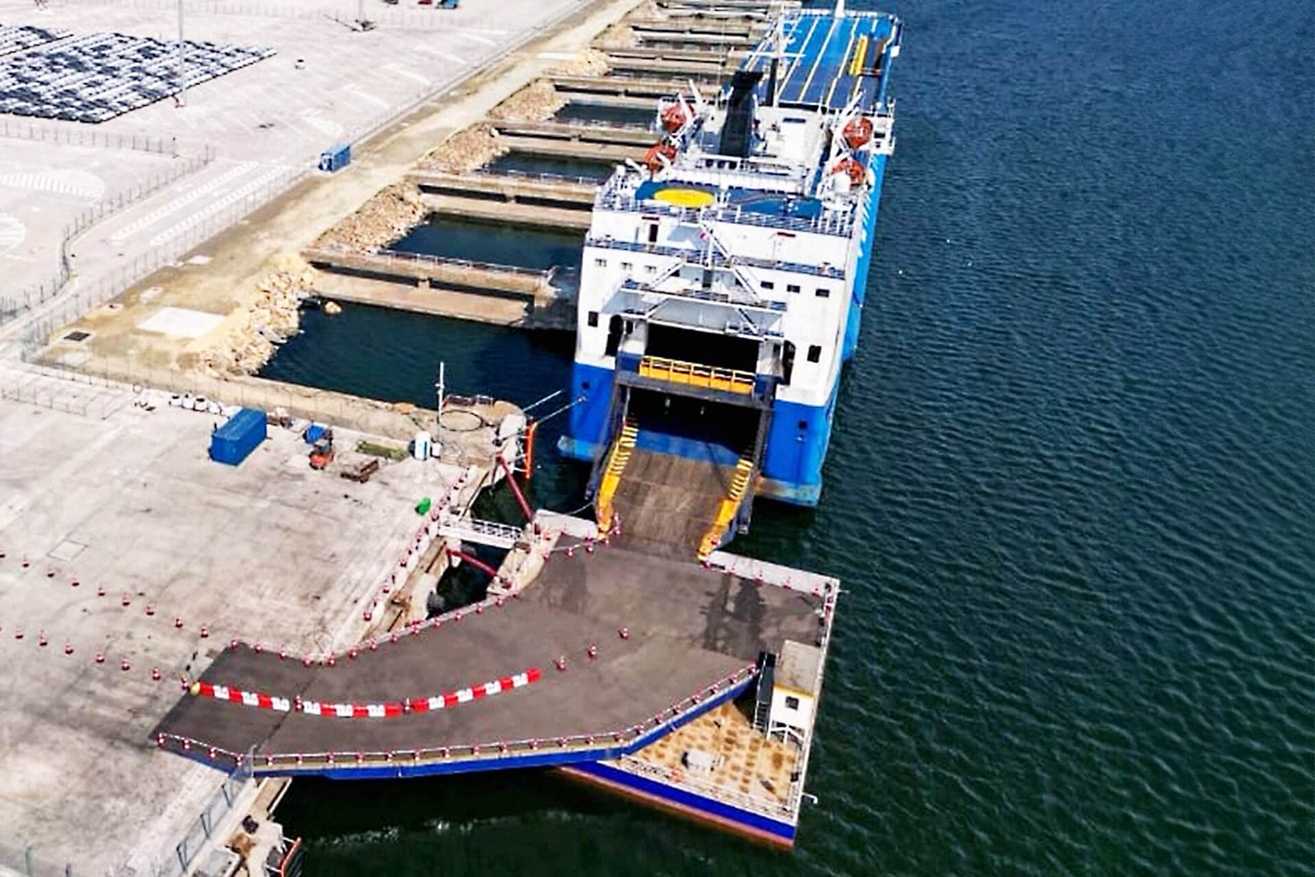 The Launch of BLU 131: Our Custom RO-RO Pontoon Design for DP World